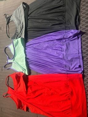 Lot of 3 no limits lululemon tank  tops - Purple, Mint, Red and grey